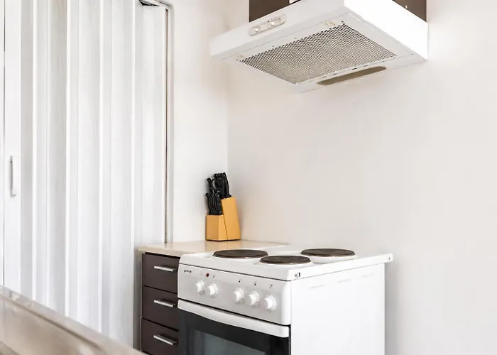 Amazing 1br & 1lr Prime Location For Long * Vienna